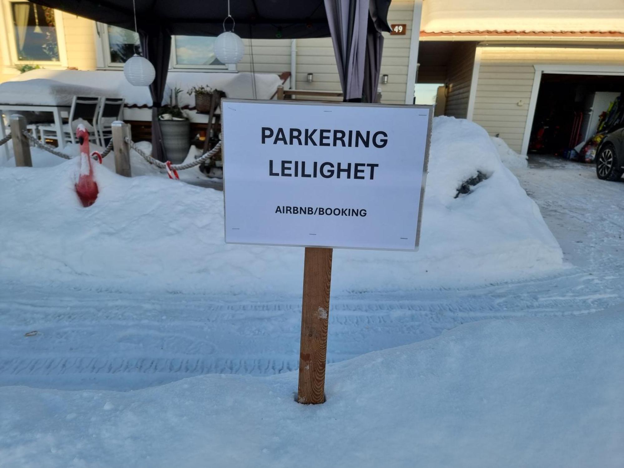 Kjellerleilighet Egen Inngang. Stange ภายนอก รูปภาพ